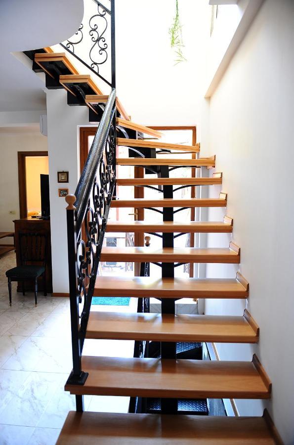 Janika Apartments Tbilisi Luaran gambar