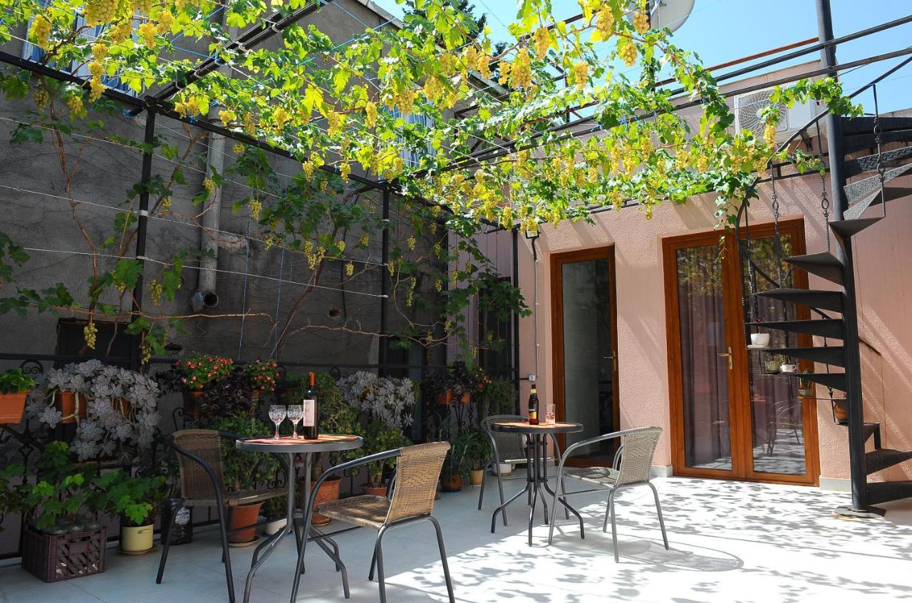 Janika Apartments Tbilisi Luaran gambar